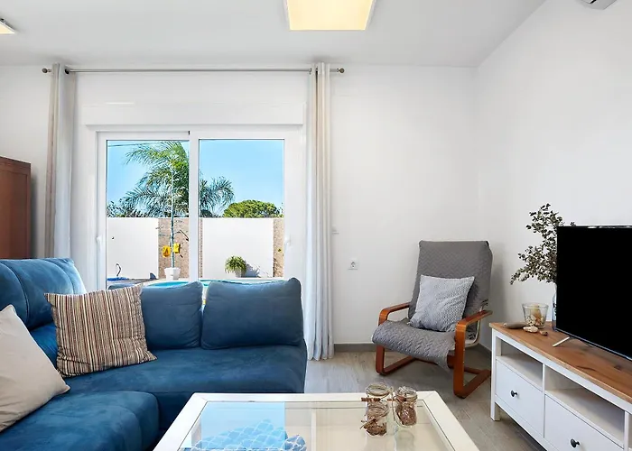 בית נופש Alvaro *